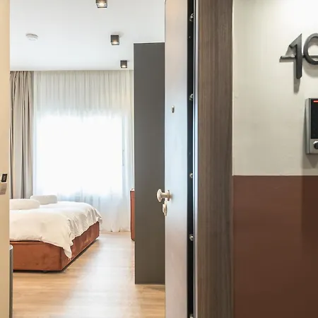 Apartment Aeiphoria & -