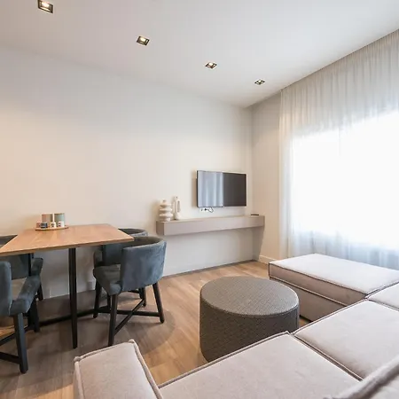 Apartment Aeiphoria & -
