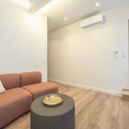 Apartment Aeiphoria & -