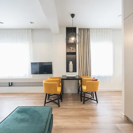 Apartment Aeiphoria & -
